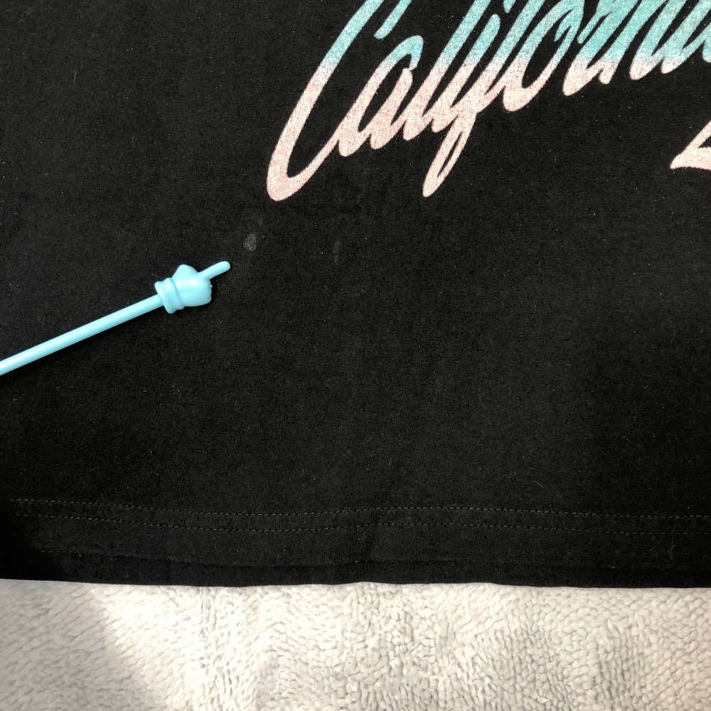 2Pac Tupac Shakur Shirt Mens Medium Black Pink Blue California Love Music Rapper - Picture 9 of 9